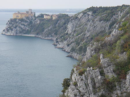Steilküste östlich von Duino
